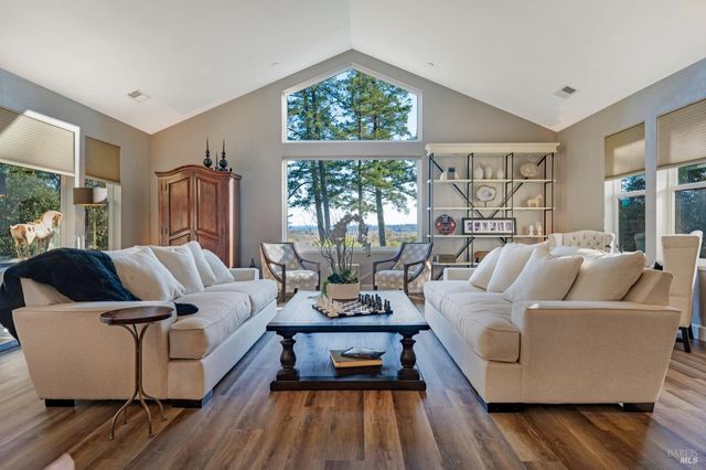 1441 Timberhill Rd, Santa Rosa, CA 95401