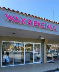 13726 Biscayne Blvd, North Miami Beach, FL 33181