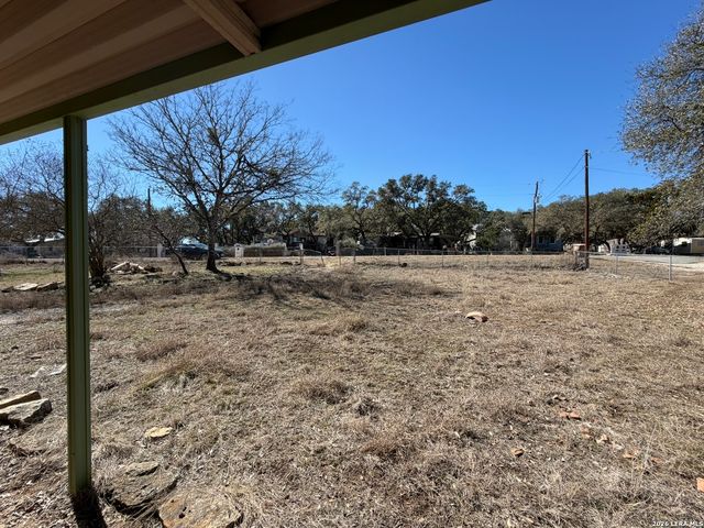 626 W Clark, Canyon Lake, TX 78133