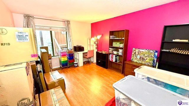 489 Piping Rock Road, Brandenburg, KY 40108