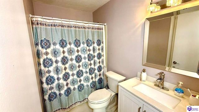 489 Piping Rock Road, Brandenburg, KY 40108