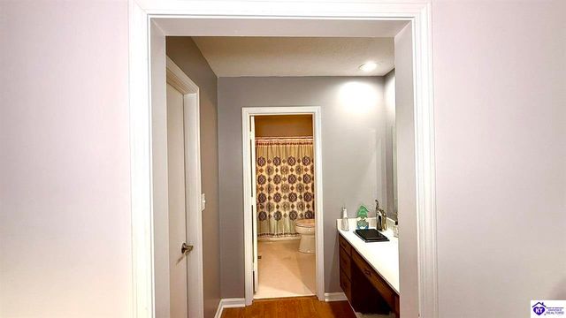 489 Piping Rock Road, Brandenburg, KY 40108