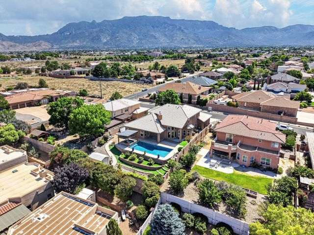 7419 Wadi Musa Drive NE, Albuquerque, NM 87122