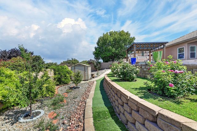 7419 Wadi Musa Drive NE, Albuquerque, NM 87122
