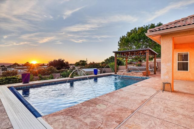 7419 Wadi Musa Drive NE, Albuquerque, NM 87122