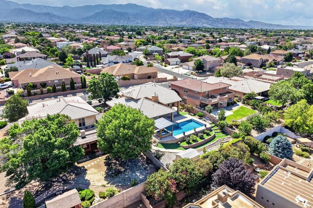 7419 Wadi Musa Drive NE, Albuquerque, NM 87122