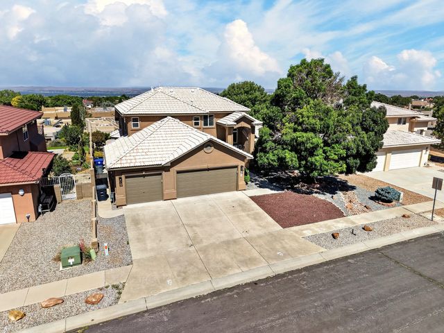 7419 Wadi Musa Drive NE, Albuquerque, NM 87122