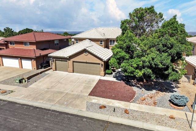 7419 Wadi Musa Drive NE, Albuquerque, NM 87122