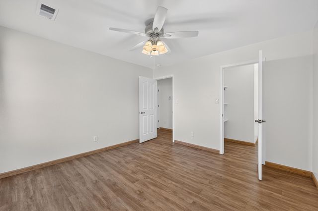 7419 Wadi Musa Drive NE, Albuquerque, NM 87122