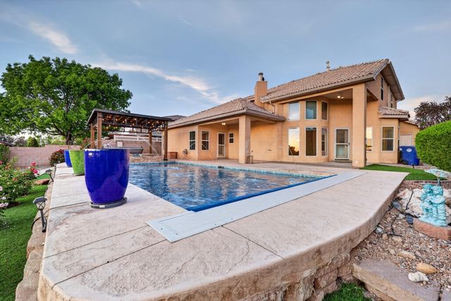 7419 Wadi Musa Drive NE, Albuquerque, NM 87122
