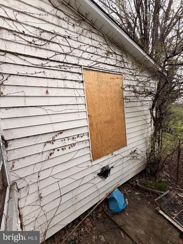 507 LAWRENCE ST, Burlington, NJ 08016