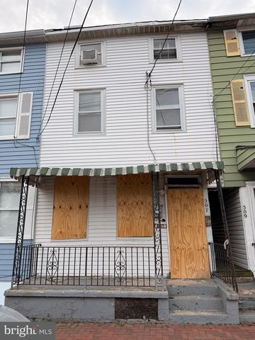 507 LAWRENCE ST, Burlington, NJ 08016