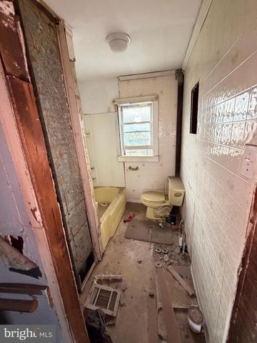 507 LAWRENCE ST, Burlington, NJ 08016