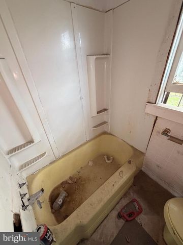 507 LAWRENCE ST, Burlington, NJ 08016