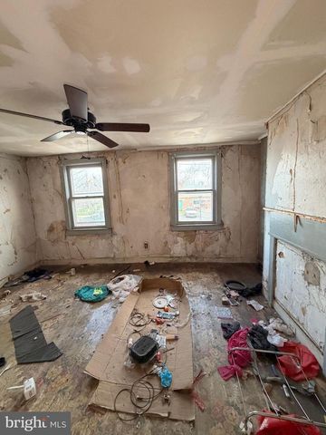 507 LAWRENCE ST, Burlington, NJ 08016