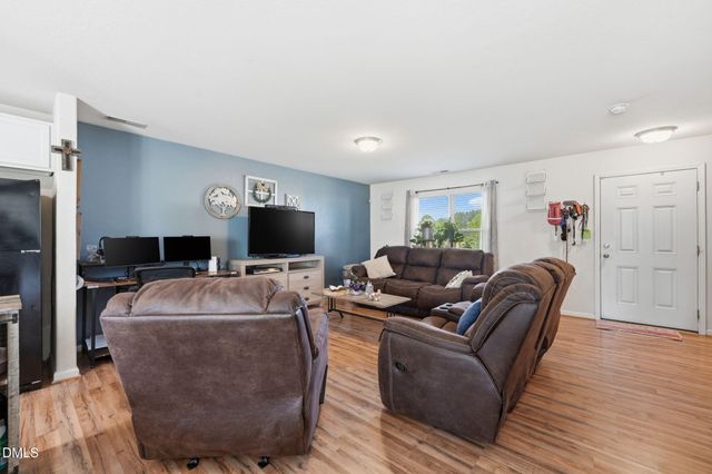 151 Sumter Court, Burlington, NC 27217