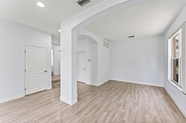 5477 Queenship Court, Greenacres, FL 33463