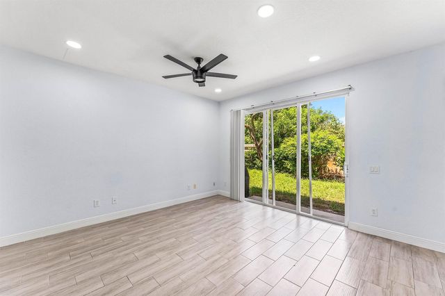 5477 Queenship Court, Greenacres, FL 33463