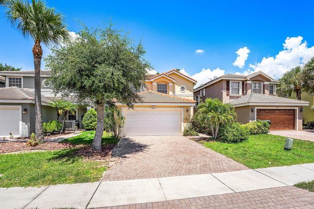 5477 Queenship Court, Greenacres, FL 33463
