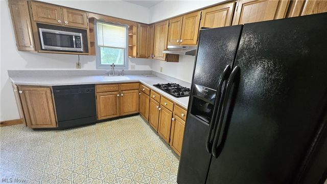 28305 Cannon Road, Solon, OH 44139