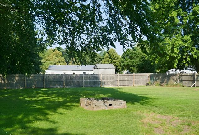 62 Homeland Dr, Whitman, MA 02382