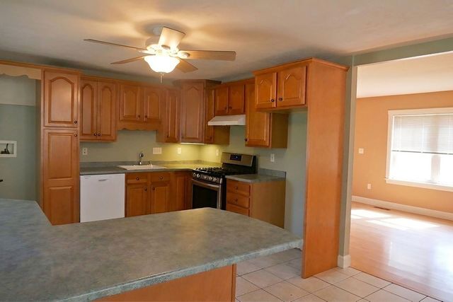 62 Homeland Dr, Whitman, MA 02382
