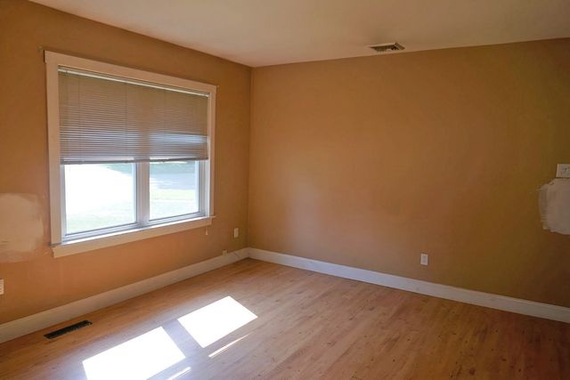 62 Homeland Dr, Whitman, MA 02382