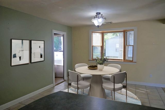 62 Homeland Dr, Whitman, MA 02382
