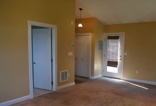 62 Homeland Dr, Whitman, MA 02382