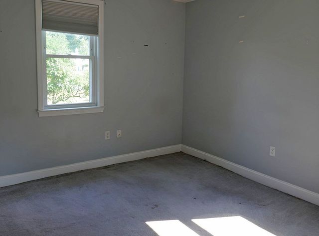 62 Homeland Dr, Whitman, MA 02382
