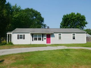 62 Homeland Dr, Whitman, MA 02382