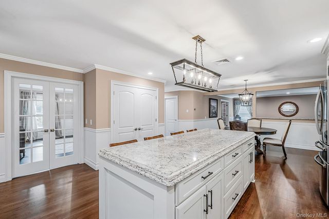 44 Niagara Street, Miller Place, NY 11764