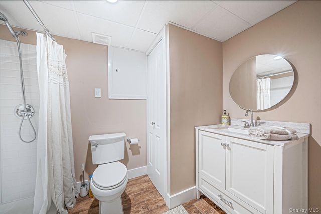 44 Niagara Street, Miller Place, NY 11764