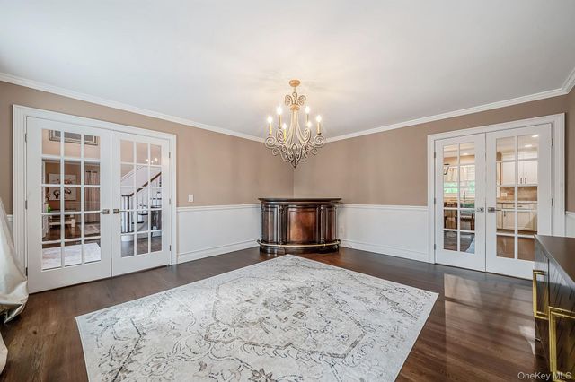 44 Niagara Street, Miller Place, NY 11764