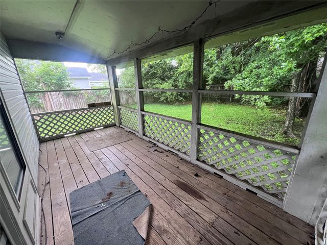 917 Laurel Street, La Marque, TX 77568