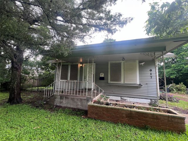 917 Laurel Street, La Marque, TX 77568