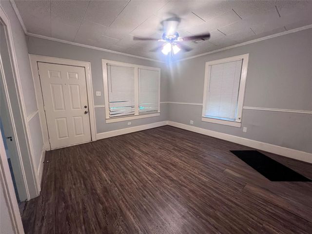 917 Laurel Street, La Marque, TX 77568