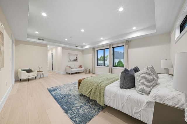 5 Kappius Path, Newton, MA 02459