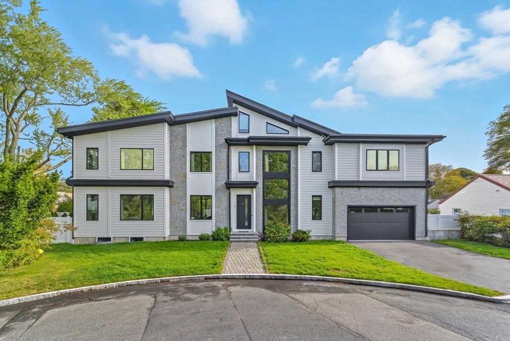 5 Kappius Path, Newton, MA 02459