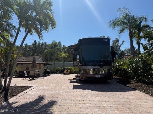 4572 Southern Breeze DR, Naples, FL 34114