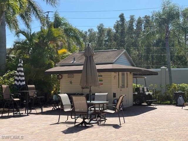 4572 Southern Breeze DR, Naples, FL 34114