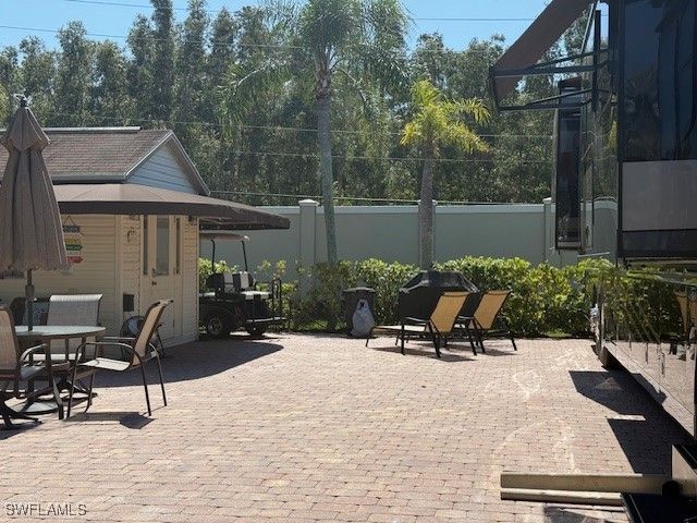 4572 Southern Breeze DR, Naples, FL 34114