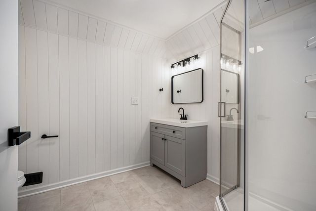 8117 W 30th Street, North Riverside, IL 60546