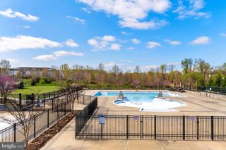 9664 FIELDS RD #9664, Gaithersburg, MD 20878