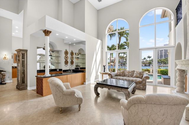 3171 Jasmine Drive, Delray Beach, FL 33483