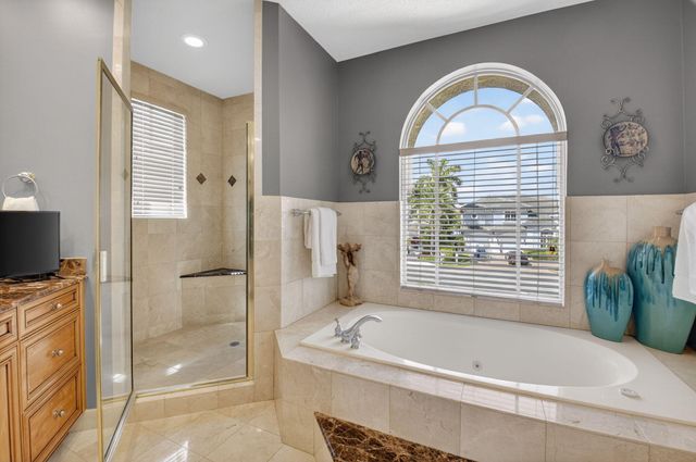 3171 Jasmine Drive, Delray Beach, FL 33483