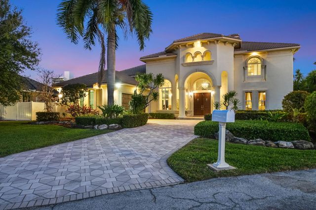 3171 Jasmine Drive, Delray Beach, FL 33483