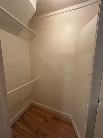 63 Middle St 1, Boston, MA 02127