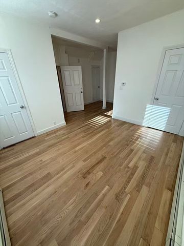 63 Middle St 1, Boston, MA 02127