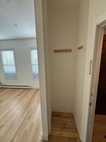 63 Middle St 1, Boston, MA 02127